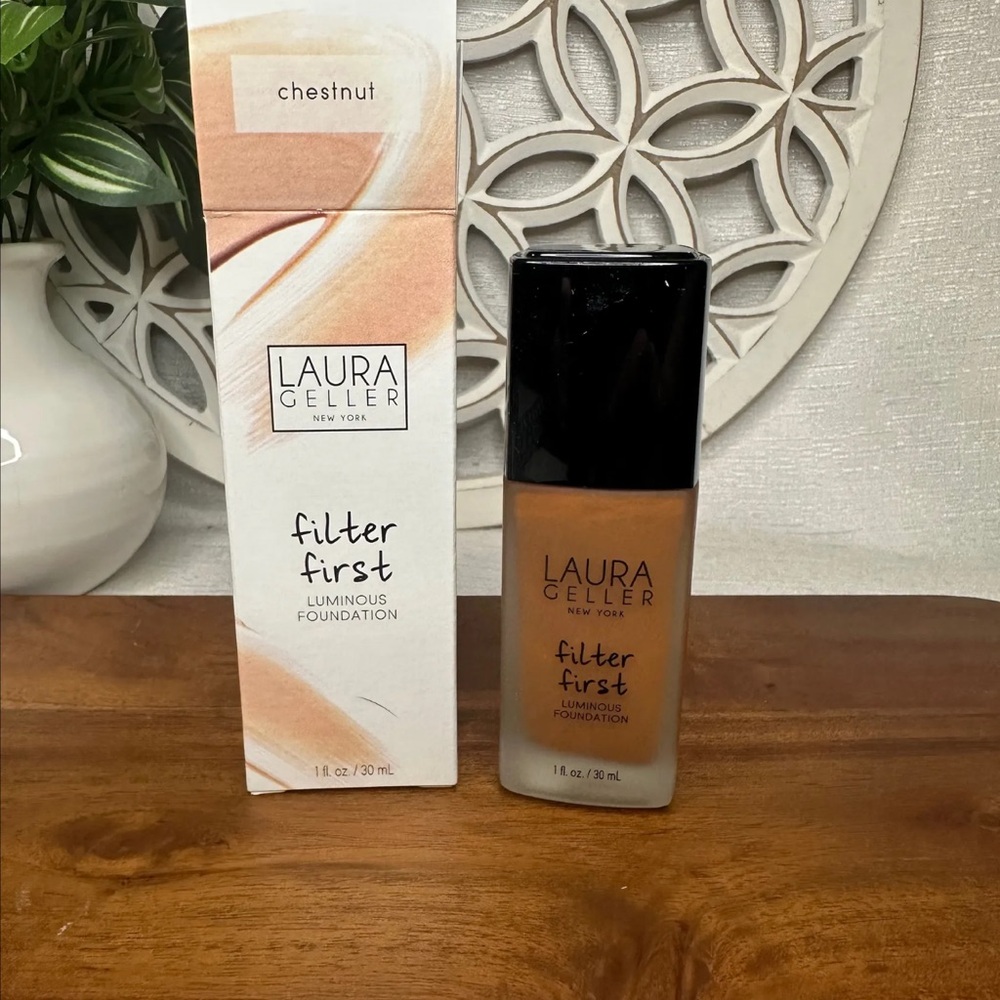 Laura Geller Filter First Foundation - Chestnut